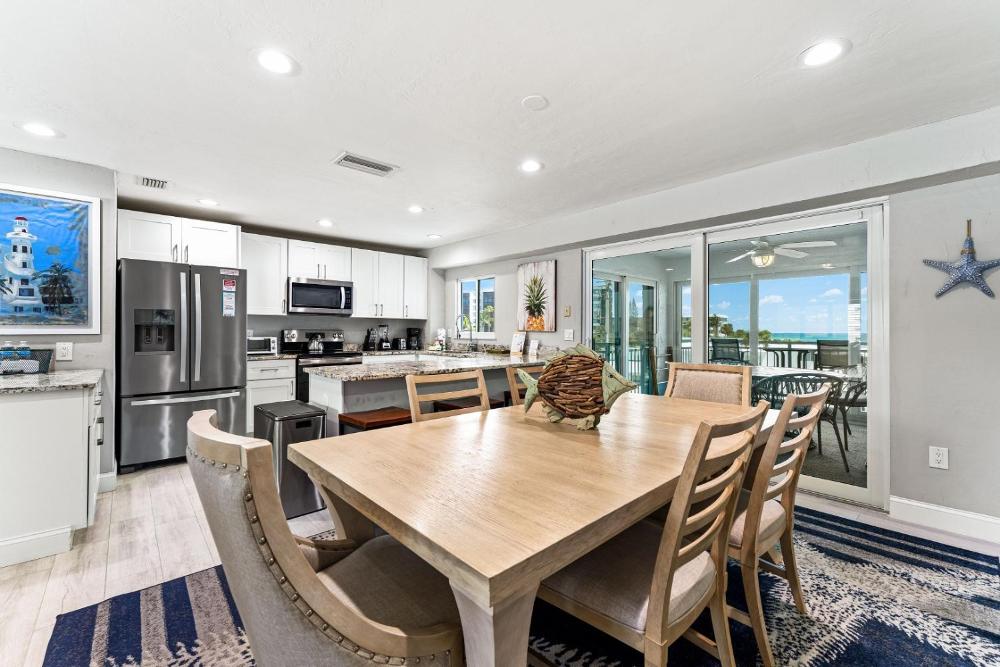 Jamaica Royale Beachfront Tower By Beachside Management